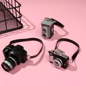 Dāvanu Mini SLR 1:12 Mēroga Bērnu Rotaļlietu Miniatūras Lelles Kamera Ar Melnās Jostas Slēdzis Un Flash Digitālā Kamera Modelis