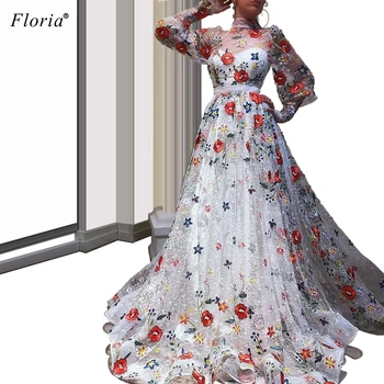 Jauna Eleganta Ziedu Mežģīnes Celebrity Kleitas 2020 Ilgi Milzīgais Kakla Sarkanā Paklāja Runaway Kleitas Puse Sieviešu Gājienā Formālās Kleitas